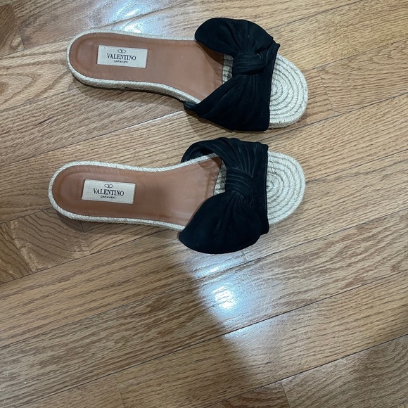 Valentino shoes - Picture 2 of 3